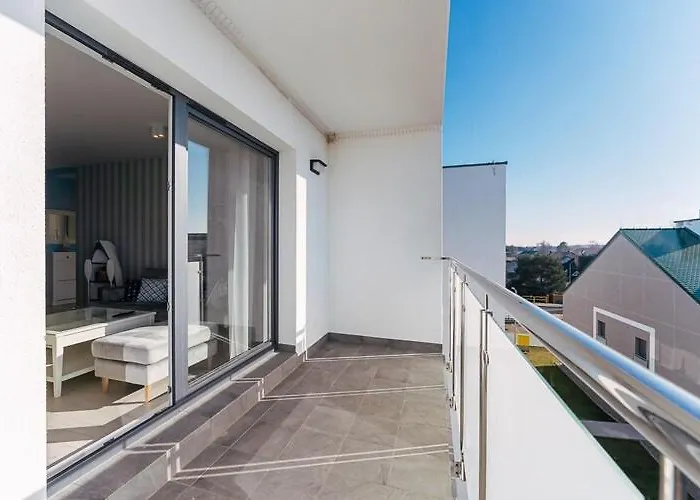 Апартаменты Comfortable 2-room Only 450 M From The Beach,